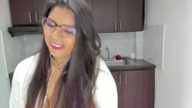 Luna Dumont online show from March 2026 11:15:01 AM