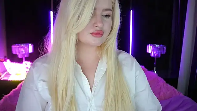 CocoSecretss online show from December 2024 07:40:01 AM