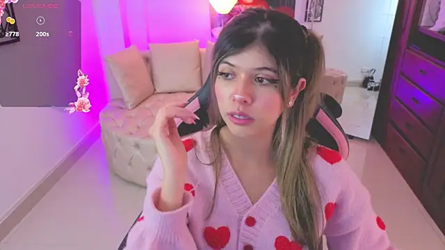 NATAASHA    online show from November 2025 03:12:01 AM