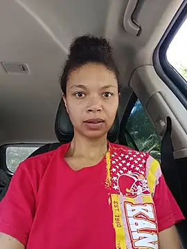 Trashy33 online show from May 2026 02:02:02 PM