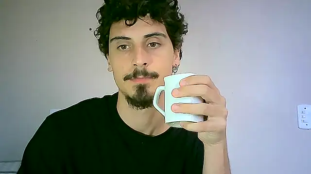 milkoffe online show from December 2024 04:37:01 PM