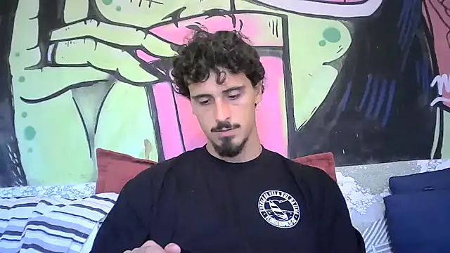 milkoffe online show from March 2025 08:11:01 PM