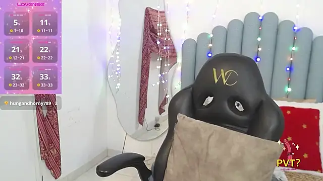 lakshmiraniii online show from April 2026 12:11:02 PM