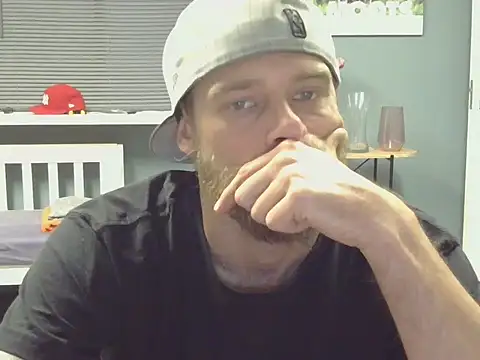 jjameson411 online show from October 2025 06:14:01 AM