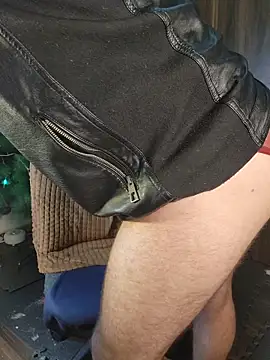 just maxii online show from December 2025 12:15:01 AM