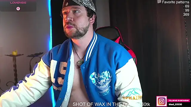 just maxii online show from April 2026 09:31:01 PM