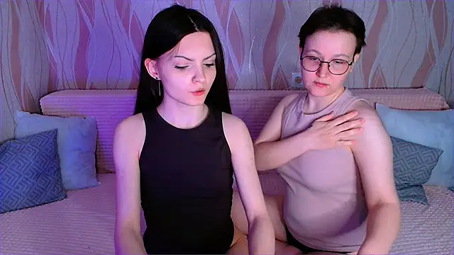  crazy baby  online show from April 2026 07:45:02 PM