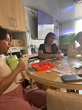 Nina-Eros1 online show from December 2025 05:42:02 PM