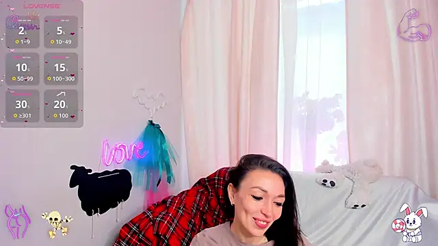 Snapshot of jessica_tiny chatting on May 2026 02:28:01 AM jessica tiny online show from May 2026 02:28:01 AM