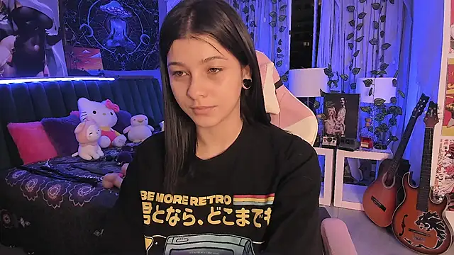 LanaKyutt online show from December 2024 12:17:01 AM