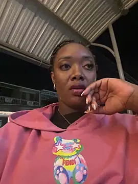 RoxannaBlanche online show from September 2025 01:07:01 AM