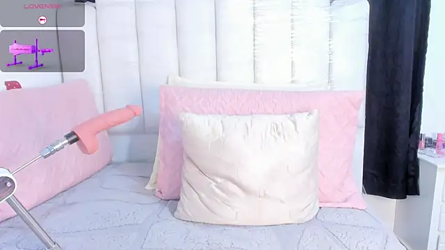 RoxannaBlanche online show from March 2026 01:16:02 PM