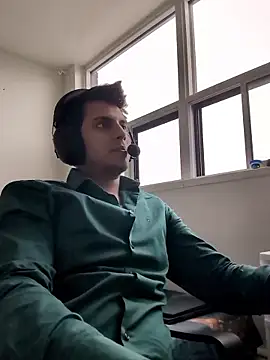 Snapshot of Cutekillerhunk chatting on January 2026 07:08:01 PM Cutekillerhunk online show from January 2026 07:08:01 PM