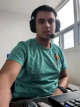 Snapshot of Cutekillerhunk chatting on February 2026 07:54:02 PM Cutekillerhunk online show from February 2026 07:54:02 PM