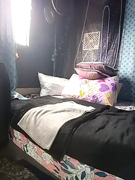 Horny kaylee online show from March 2026 06:55:02 PM