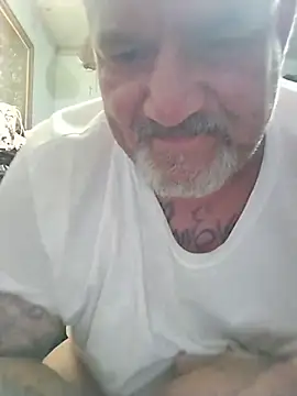 Snapshot of bigdoog8 chatting on June 2026 10:49:02 PM bigdoog8 online show from June 2026 10:49:02 PM