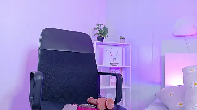 CristalCornner  online show from April 2026 10:02:02 PM