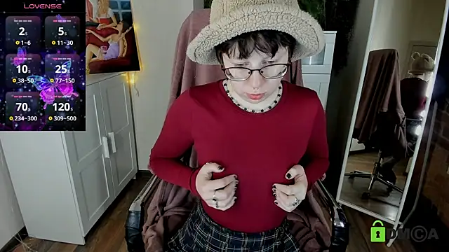 Melissa Wells online show from September 2025 09:07:02 PM