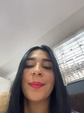 Meganmilk1 online show from April 2026 01:38:02 PM