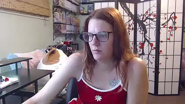 Snapshot of Sarahtineke chatting on July 2026 05:29:02 PM Sarahtineke online show from July 2026 05:29:02 PM