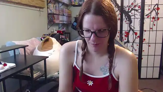 Snapshot of Sarahtineke chatting on July 2026 03:03:01 PM Sarahtineke online show from July 2026 03:03:01 PM