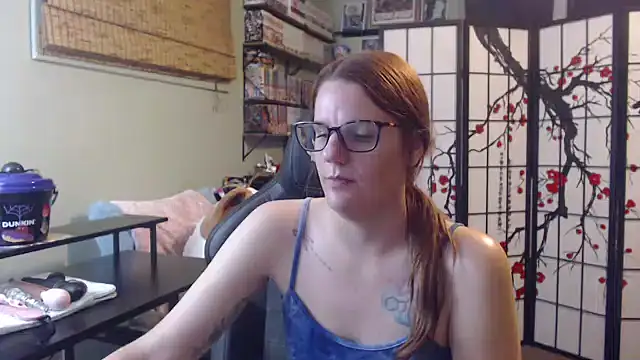 Snapshot of Sarahtineke chatting on July 2026 02:07:02 AM Sarahtineke online show from July 2026 02:07:02 AM