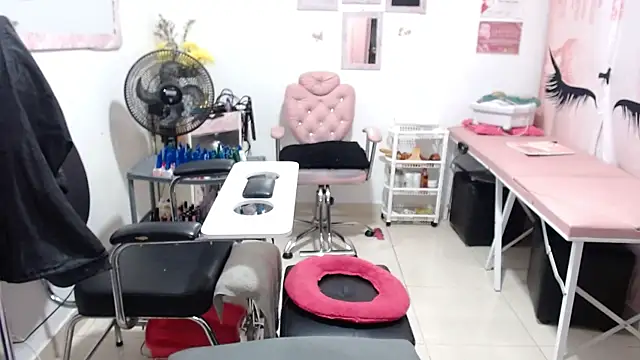 titsbiglovers online show from October 2025 05:11:02 PM