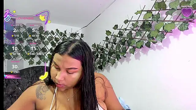 PaulinaSwan online show from December 2025 04:57:02 PM