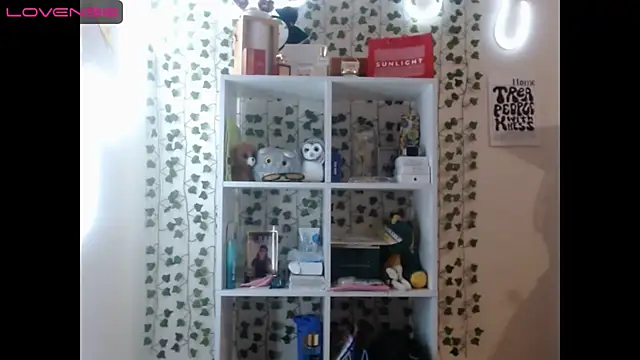 Light Luna online show from January 2025 12:58:01 PM