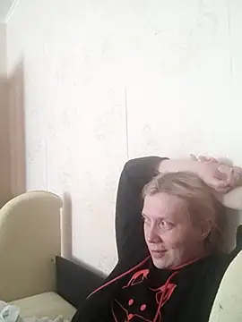 Snapshot of LeraSweet chatting on May 2026 11:37:01 AM LeraSweet online show from May 2026 11:37:01 AM