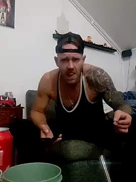 eltoulou online show from September 2025 08:53:02 PM