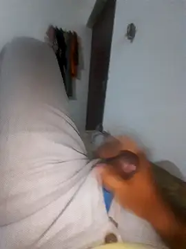 Snapshot of workoutsaurabh chatting on January 2025 01:08:01 AM workoutsaurabh online show from January 2025 01:08:01 AM