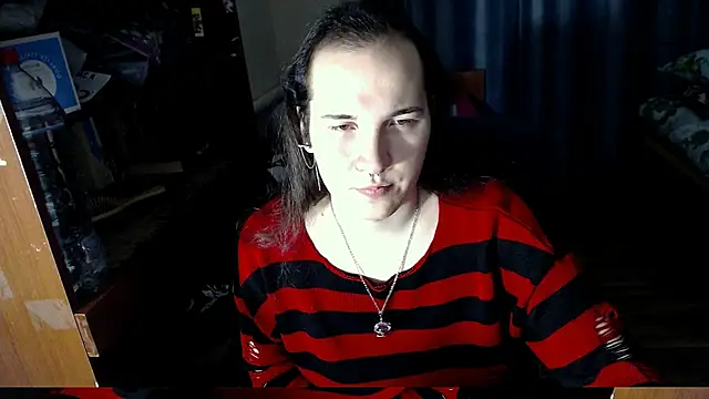 Snapshot of EvaMiron chatting on February 2025 04:28:01 PM EvaMiron online show from February 2025 04:28:01 PM