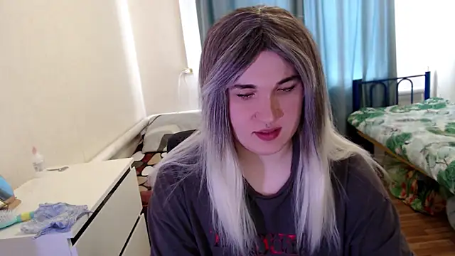 EvaMiron online show from April 2026 11:30:02 AM