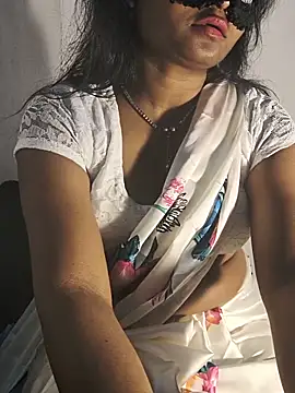 Snapshot of FANTASY_QUEEN_07 chatting on June 2026 06:52:02 AM FANTASY QUEEN 07 online show from June 2026 06:52:02 AM