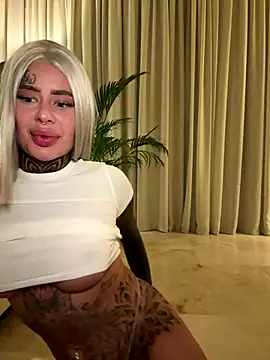 bambixboo online show from September 2025 07:58:02 PM