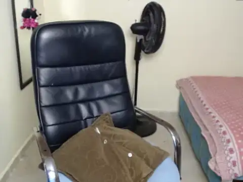 Debora 1 2 3 online show from February 2025 03:05:02 PM