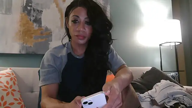 Snapshot of CaramelDipper chatting on May 2026 08:00:01 AM CaramelDipper online show from May 2026 08:00:01 AM