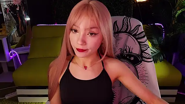 SandraBoyl online show from March 2025 08:16:01 AM