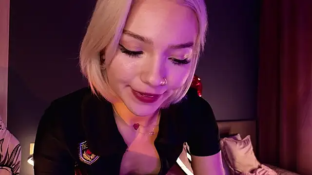 SandraBoyl online show from March 2025 10:35:02 AM