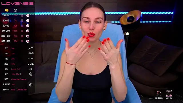 JasminJames online show from March 2025 01:29:02 PM