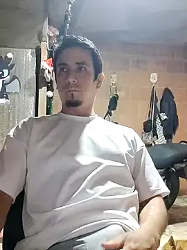 Snapshot of Rejy1992 chatting on December 2024 02:01:02 AM Rejy1992 online show from December 2024 02:01:02 AM