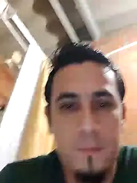 Snapshot of Rejy1992 chatting on December 2024 02:25:01 AM Rejy1992 online show from December 2024 02:25:01 AM