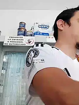 Snapshot of Rejy1992 chatting on December 2024 01:28:01 PM Rejy1992 online show from December 2024 01:28:01 PM