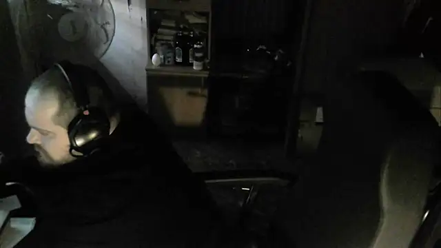 Snapshot of perversalus chatting on January 2025 10:54:01 AM perversalus online show from January 2025 10:54:01 AM