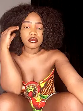 Snapshot of rosey_cheeks chatting on March 2025 12:10:01 AM rosey cheeks online show from March 2025 12:10:01 AM