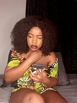 Snapshot of rosey_cheeks chatting on March 2025 12:12:01 AM rosey cheeks online show from March 2025 12:12:01 AM