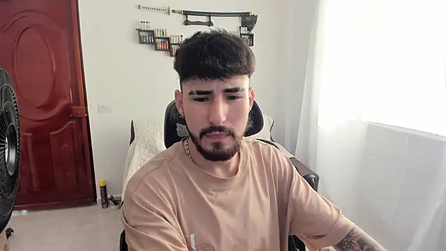 DmitriSanders online show from April 2026 09:39:01 PM