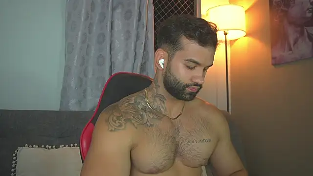 Snapshot of MarkHazze chatting on July 2026 11:46:02 PM MarkHazze online show from July 2026 11:46:02 PM