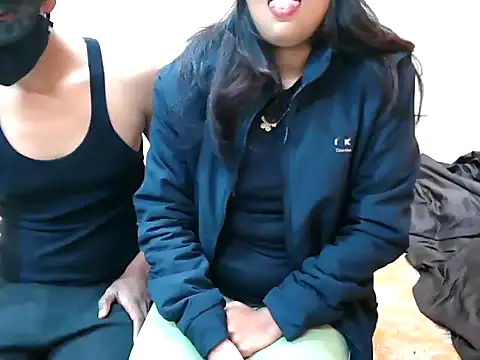 Queen savi online show from January 2025 05:07:02 PM